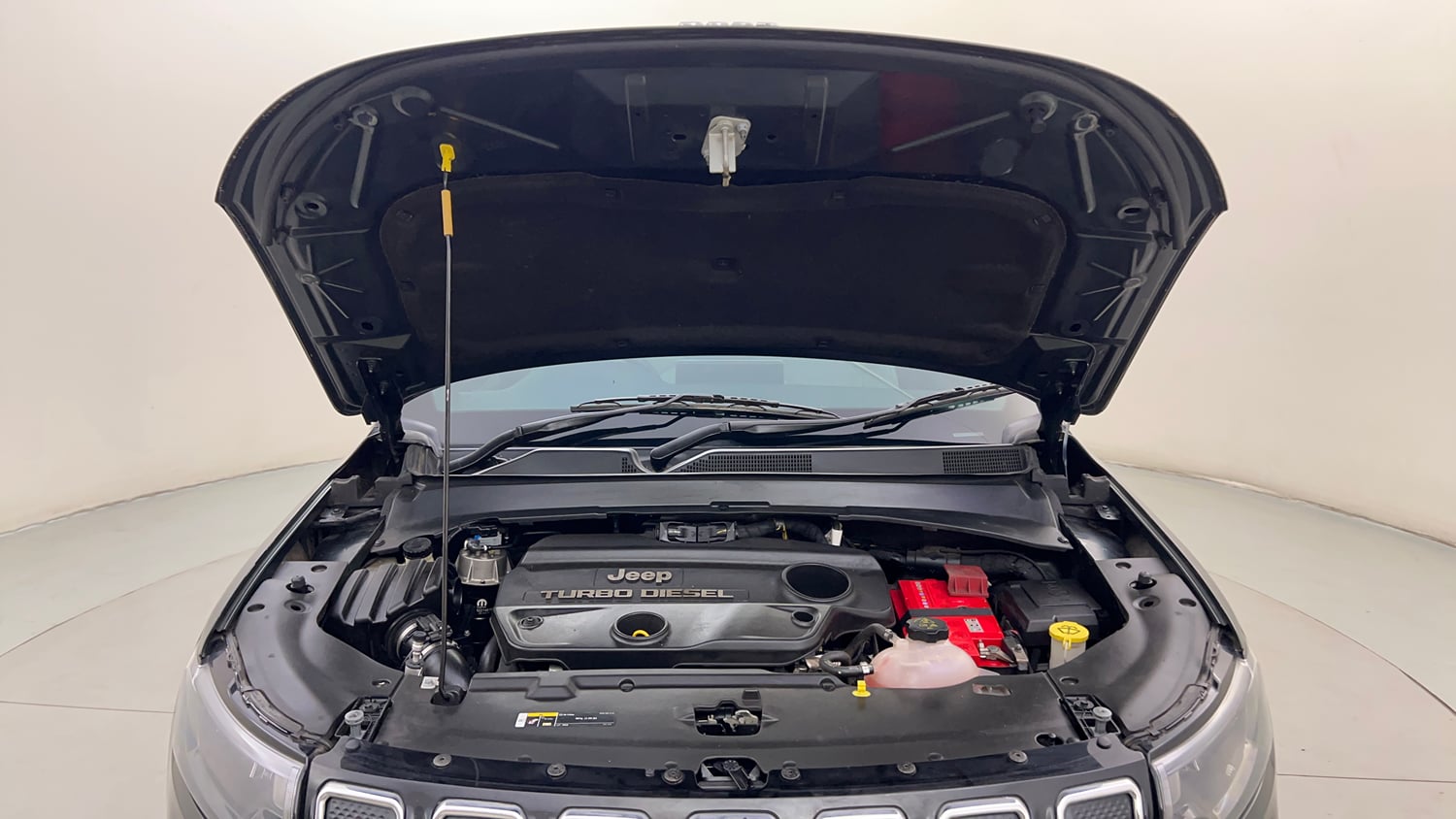 Used 2023 Jeep Compass Limited (O) 2.0 Diesel Diesel Manual engine ENGINE & BONNET OPEN FRONT VIEW
