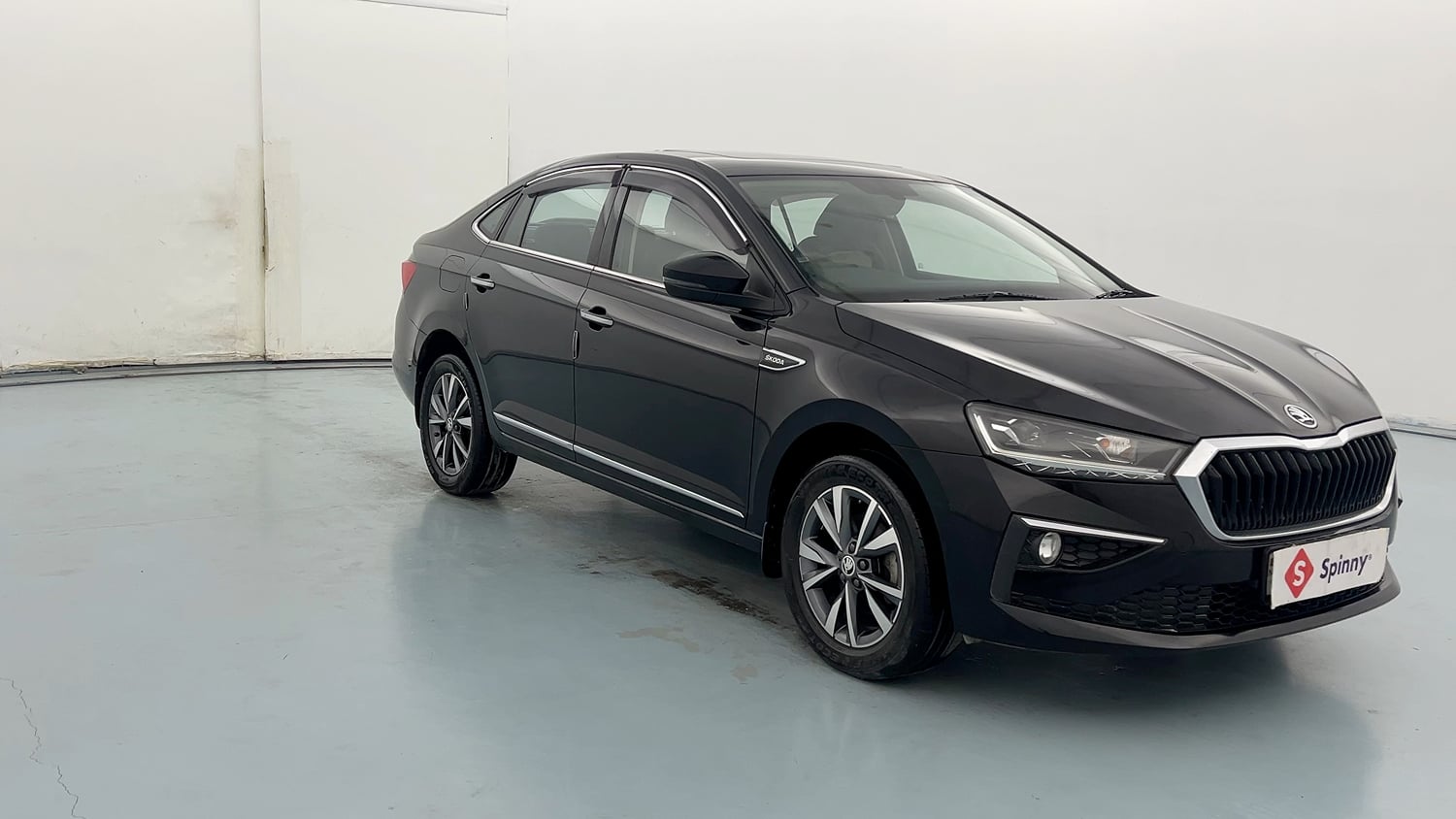 Used 2024 Skoda Slavia Style 1.0L TSI MT Petrol Manual exterior RIGHT FRONT CORNER VIEW
