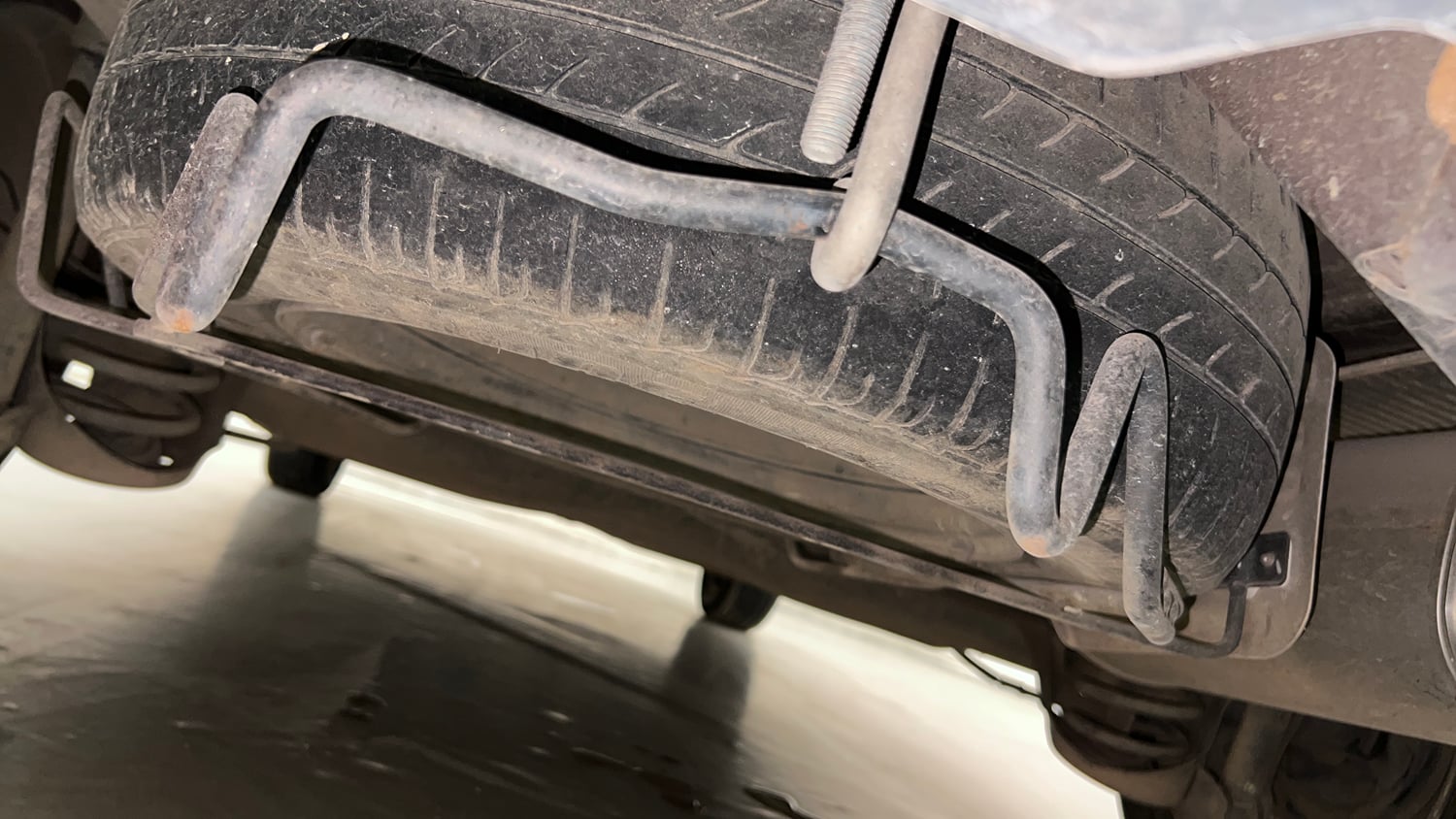 Used 2014 Honda Mobilio S Petrol Petrol Manual tyres SPARE TYRE VIEW