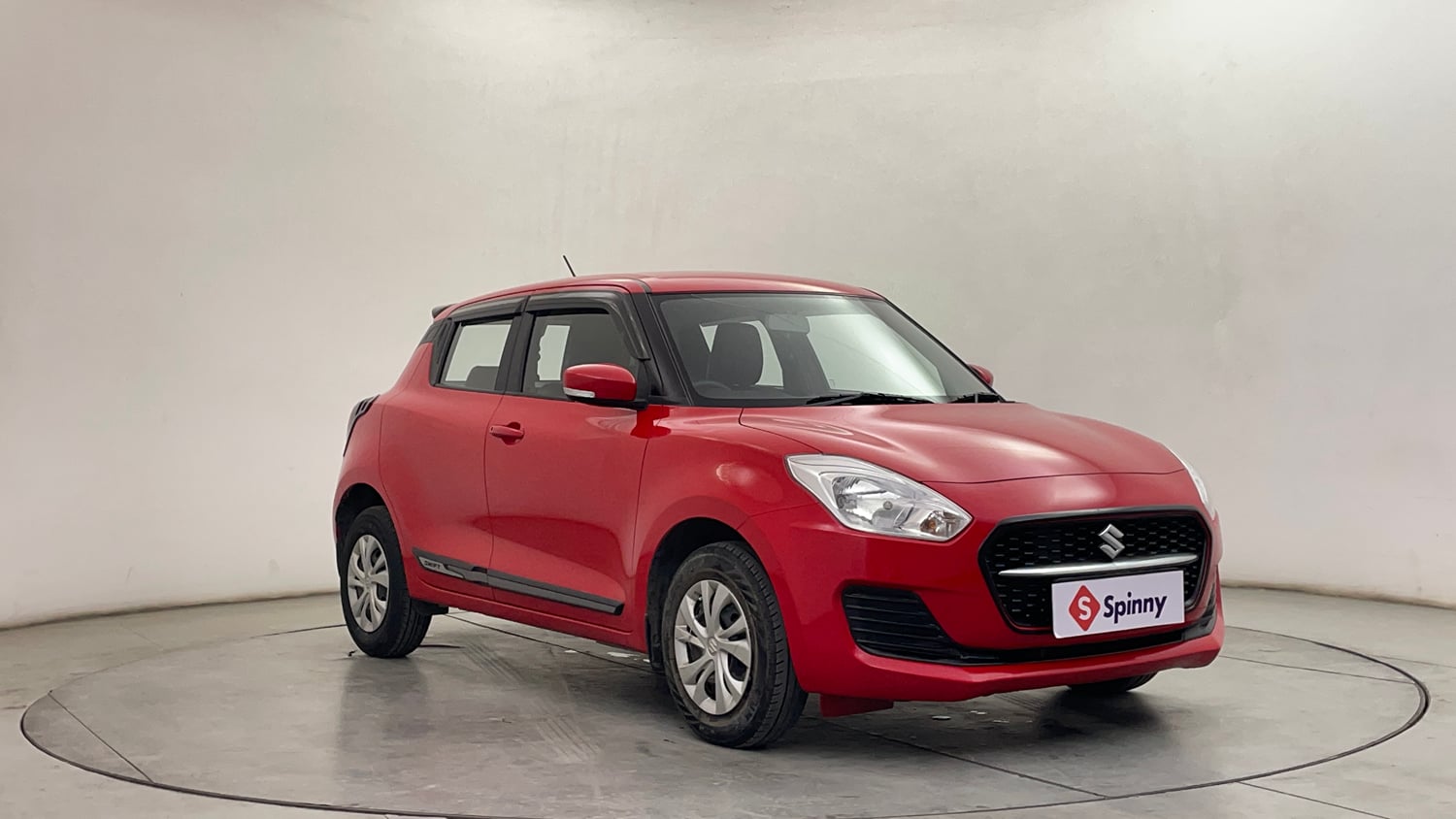 Used 2022 Maruti Suzuki Swift VXi AMT Petrol Automatic exterior RIGHT FRONT CORNER VIEW