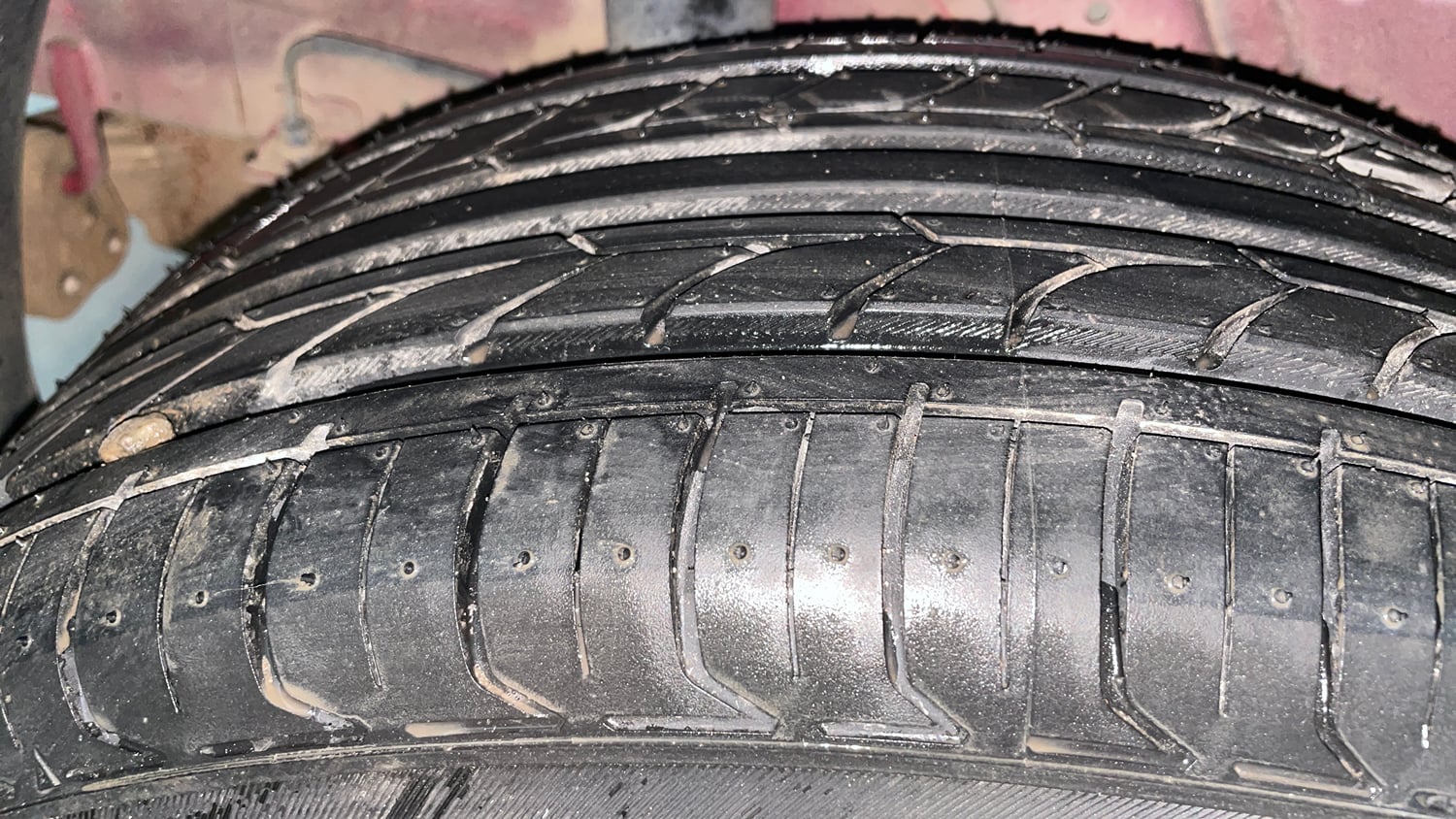 Used 2019 hyundai Venue SX 1.0 Turbo Petrol Petrol Manual tyres RIGHT REAR TYRE TREAD VIEW