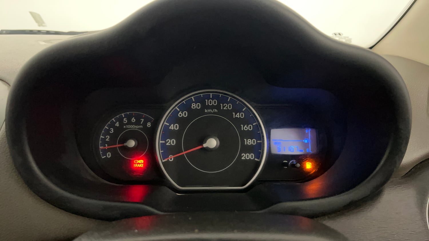 Used 2014 Hyundai i10 Sportz 1.1 iRDE2 Petrol Manual interior CLUSTERMETER VIEW
