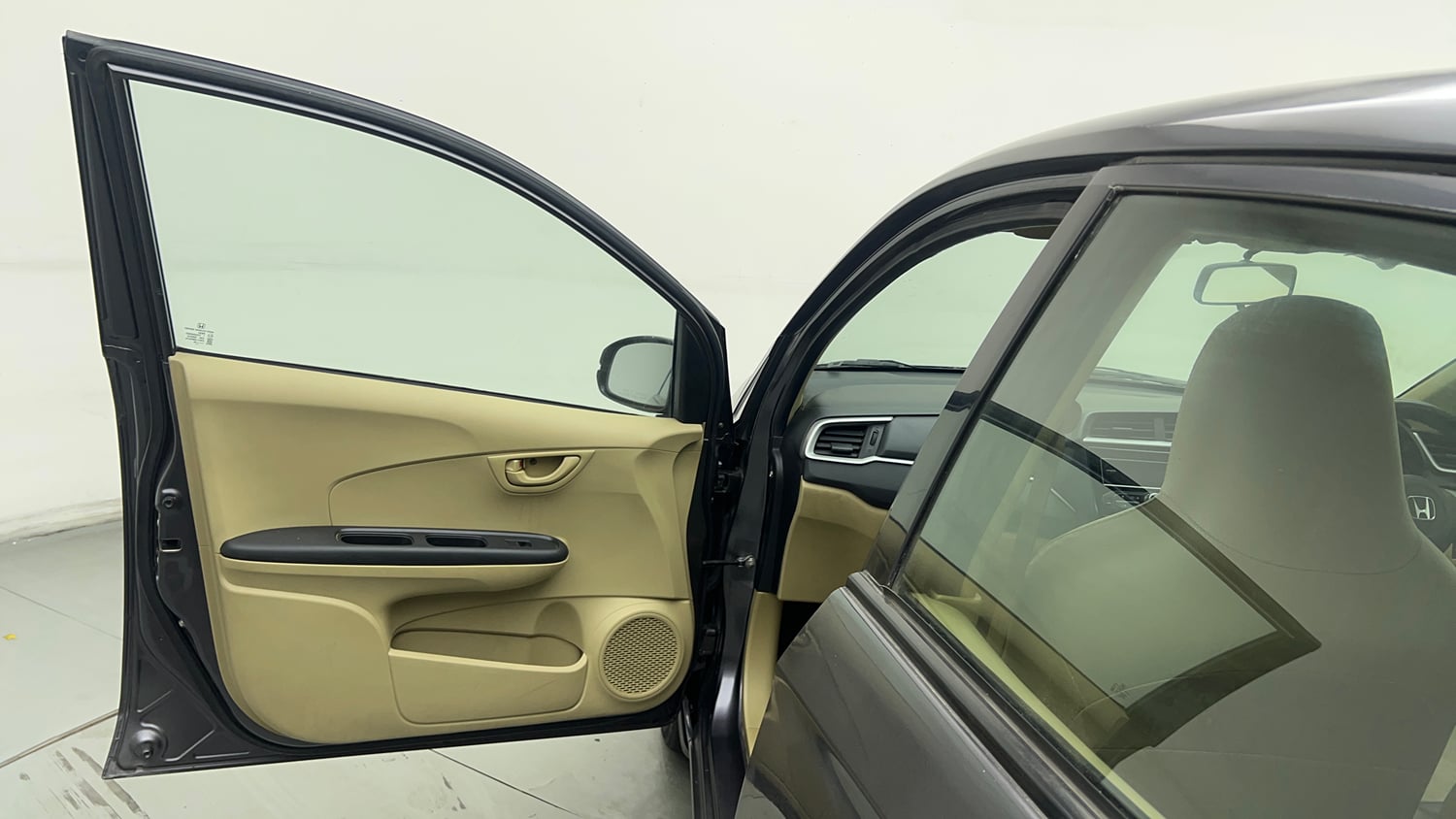 Used 2017 Honda Amaze 1.2 S i-VTEC Petrol Manual interior LEFT FRONT DOOR OPEN VIEW