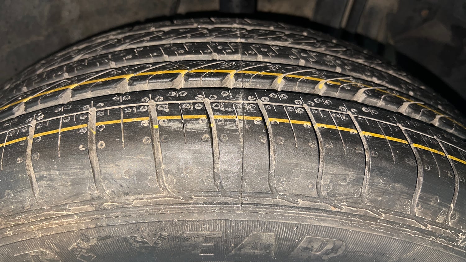 Used 2020 Tata Nexon XZ Petrol Manual tyres LEFT REAR TYRE TREAD VIEW