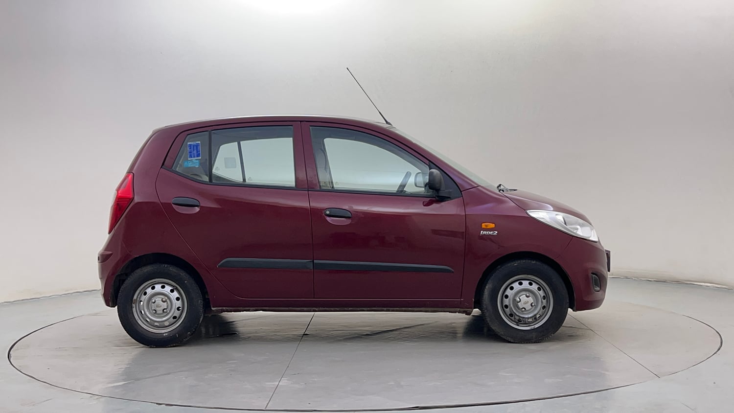 Used 2015 Hyundai i10 Magna 1.1 iRDE2 Petrol Manual exterior RIGHT SIDE VIEW