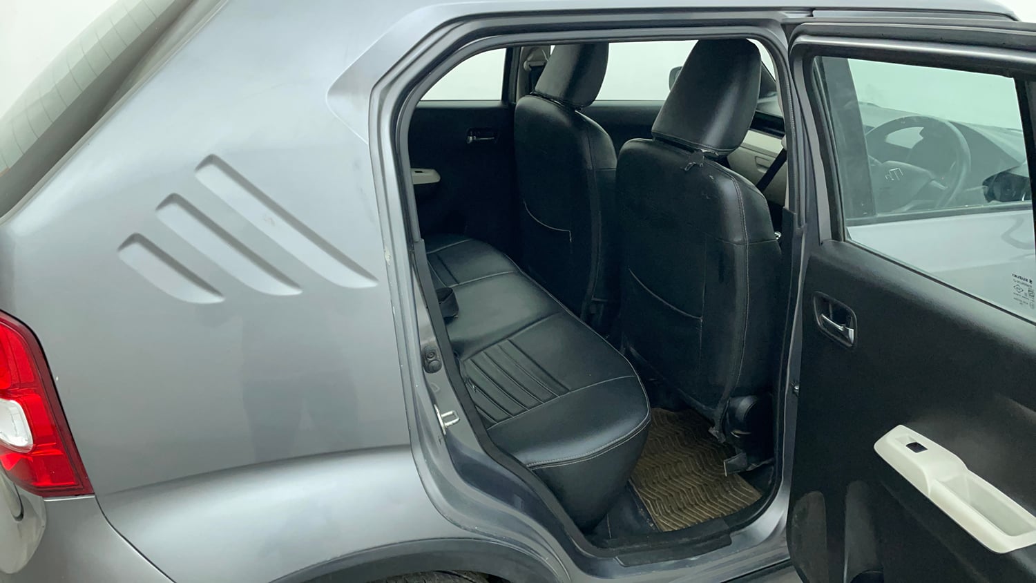 Used 2017 Maruti Suzuki Ignis Zeta 1.2 MT Petrol Manual interior RIGHT SIDE REAR DOOR CABIN VIEW