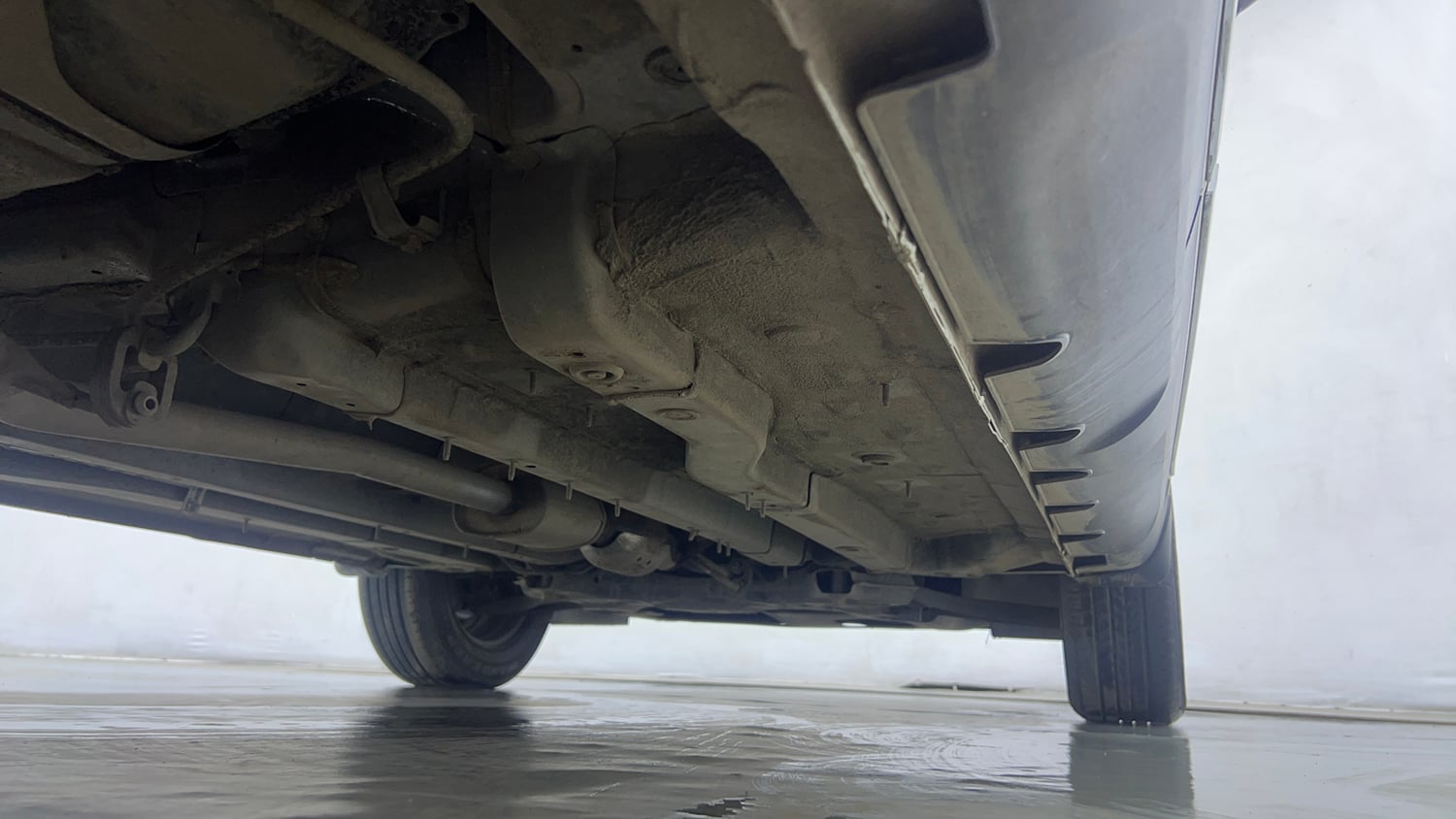 Used 2024 Hyundai Creta 1.5 MPi Petrol MT E Petrol Manual extra REAR RIGHT UNDERBODY VIEW