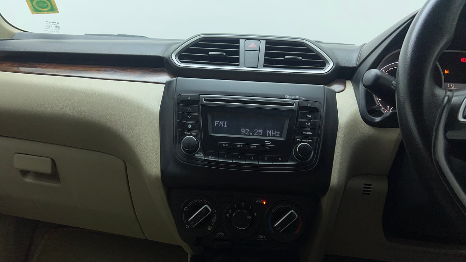Used 2019 Maruti Suzuki Dzire VXi Petrol Manual top_features Integrated (in-dash) music system