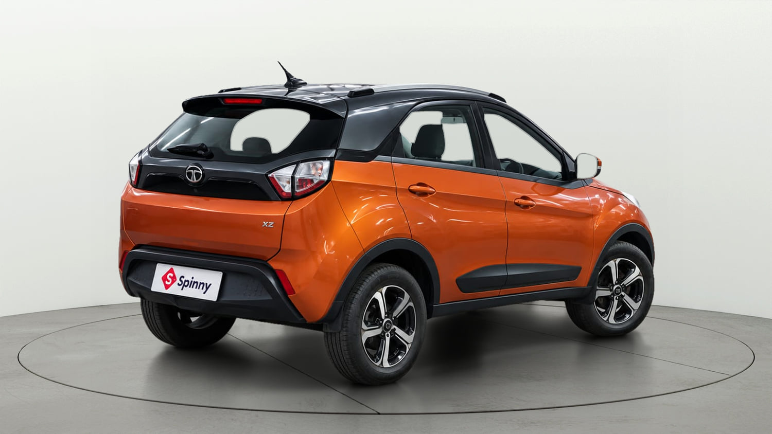 Used 2018 Tata Nexon XZ Plus Diesel Dual Tone Diesel Manual exterior RIGHT REAR CORNER VIEW