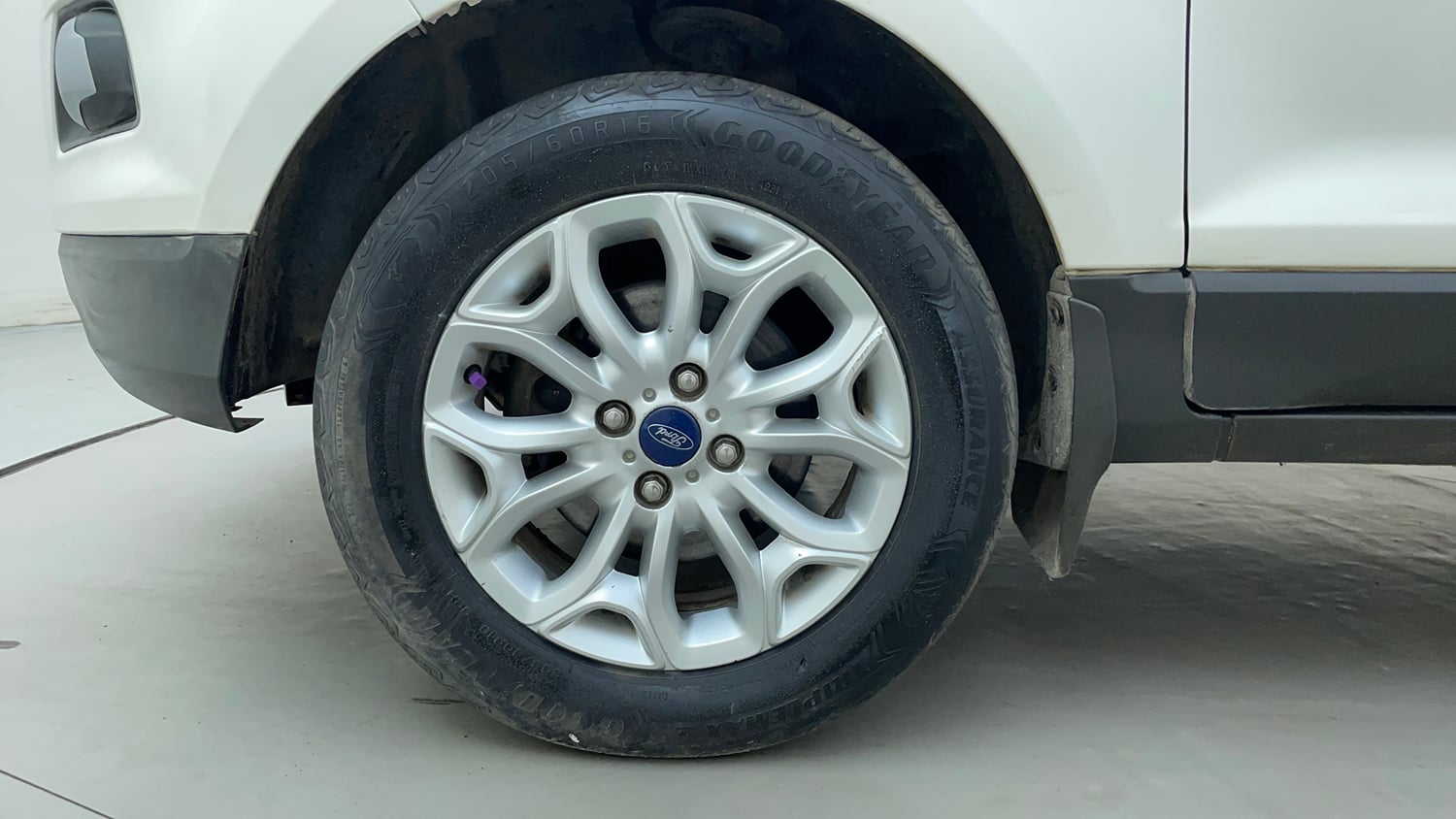 Used 2017 Ford EcoSport Titanium 1.5L TDCi Diesel Manual tyres LEFT FRONT TYRE RIM VIEW