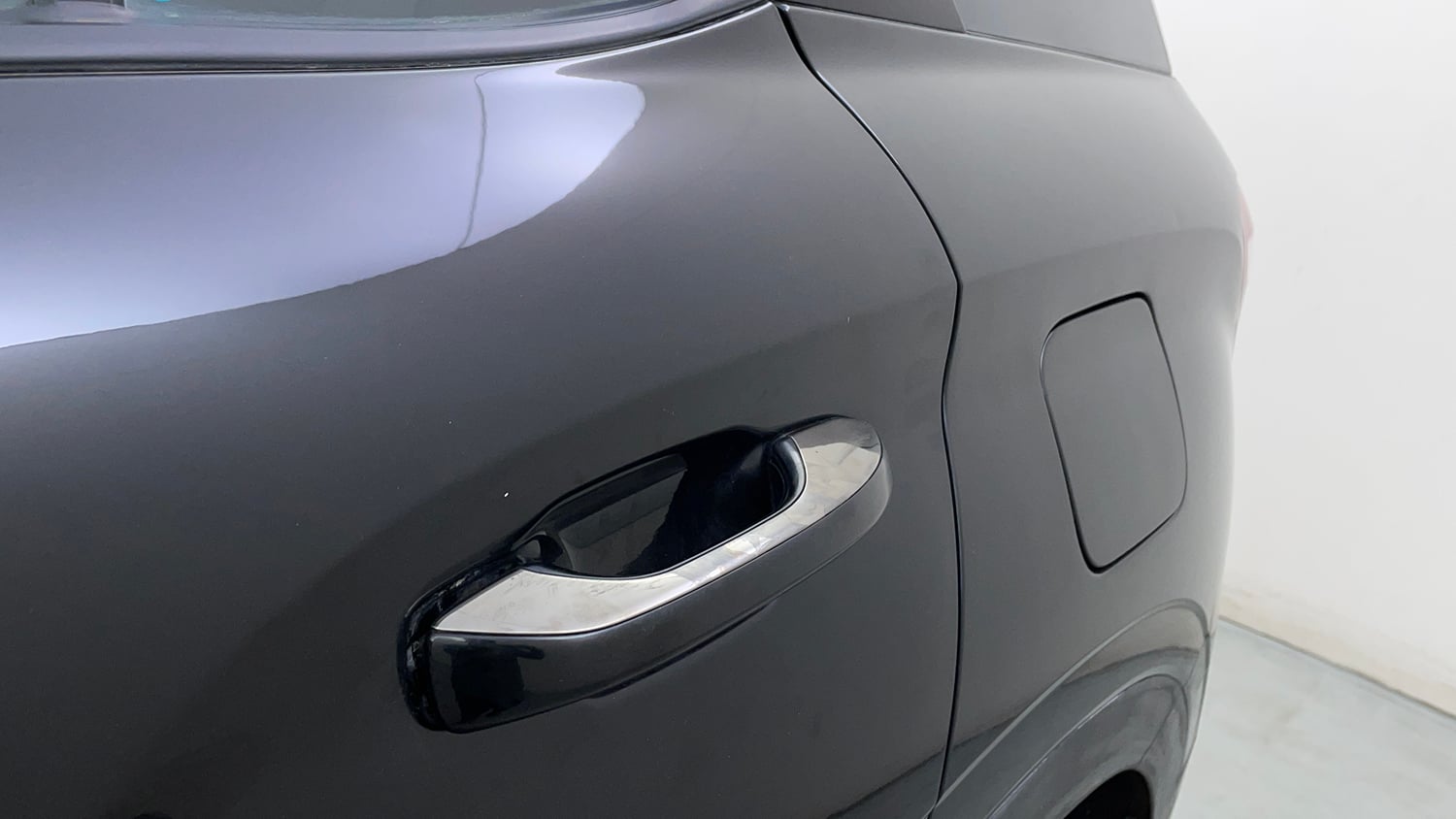 Used 2023 Hyundai Alcazar Signature (O) 6 STR 1.5 Petrol DCT Petrol Automatic dents MINOR SCRATCH