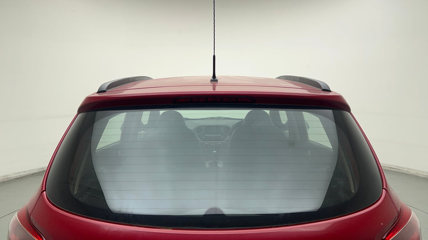 Used 2017 Hyundai Grand i10 Sportz (O) AT 1.2 Kappa VTVT Petrol Automatic exterior BACK WINDSHIELD VIEW