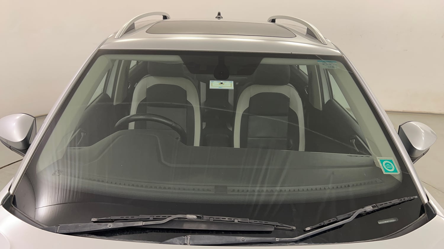 Used 2024 Volkswagen Taigun Topline 1.0 TSI AT Petrol Automatic exterior FRONT WINDSHIELD VIEW