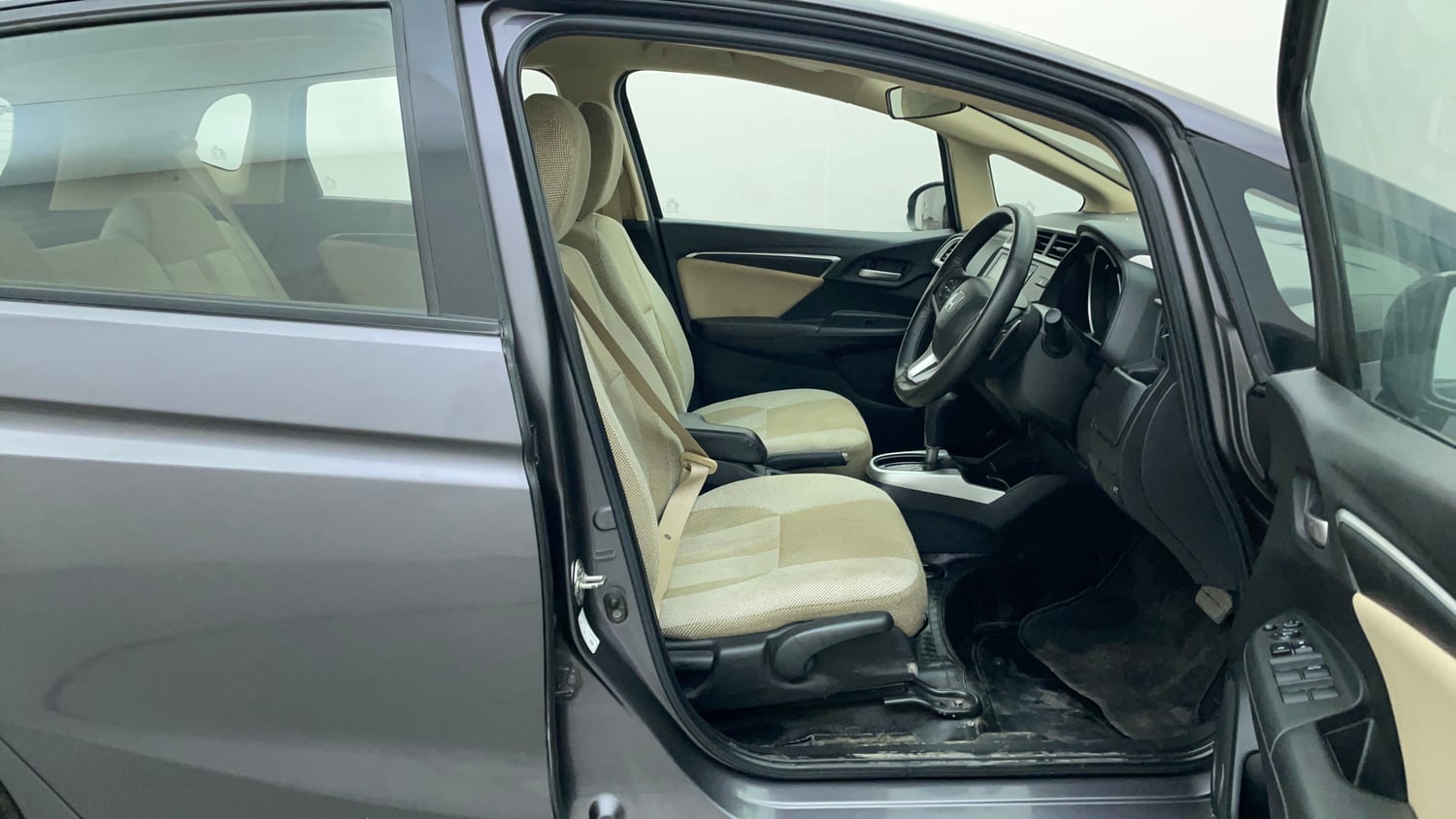Used 2019 Honda Jazz VX CVT Petrol Petrol Automatic interior RIGHT SIDE FRONT DOOR CABIN VIEW