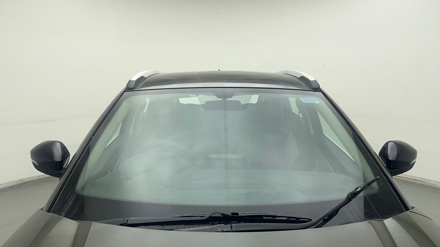 Used 2020 Tata Nexon XZ Petrol Manual exterior FRONT WINDSHIELD VIEW