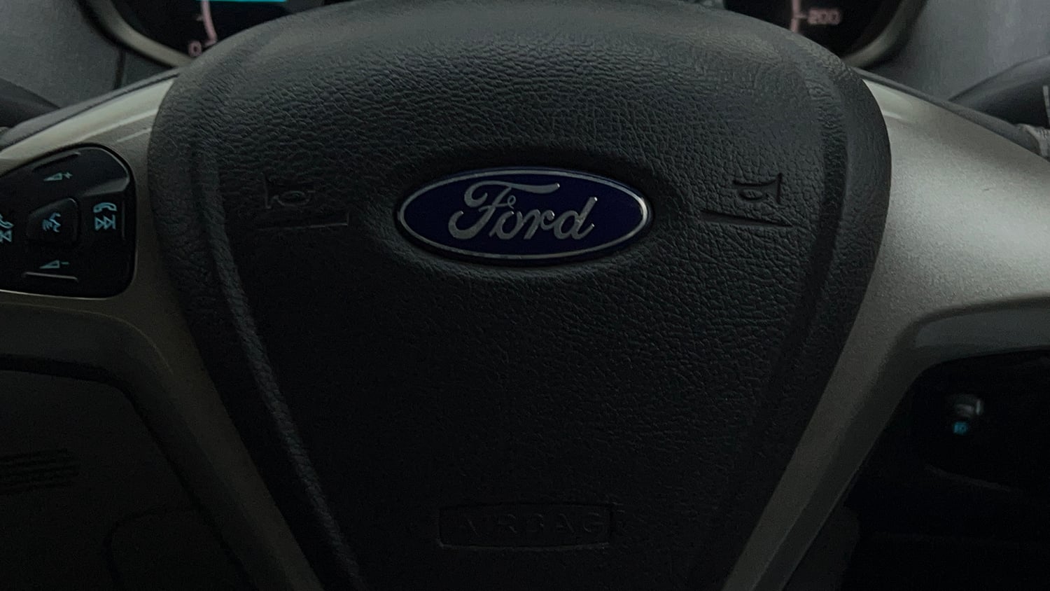Used 2014 Ford EcoSport Titanium 1.5 Ti-VCT AT Petrol Automatic top_features Airbags