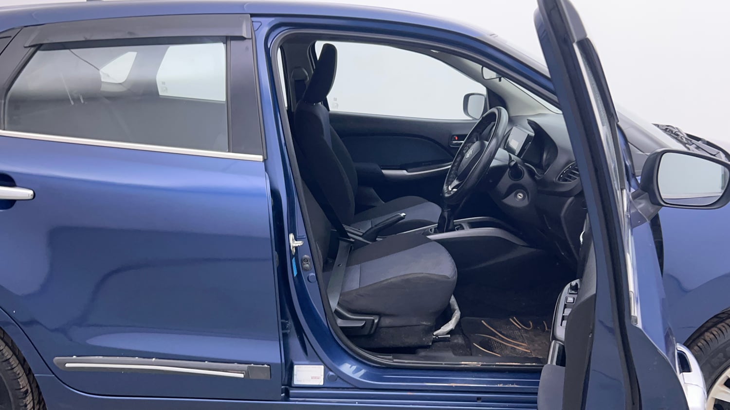 Used 2021 Maruti Suzuki Baleno Delta Petrol Manual interior RIGHT SIDE FRONT DOOR CABIN VIEW