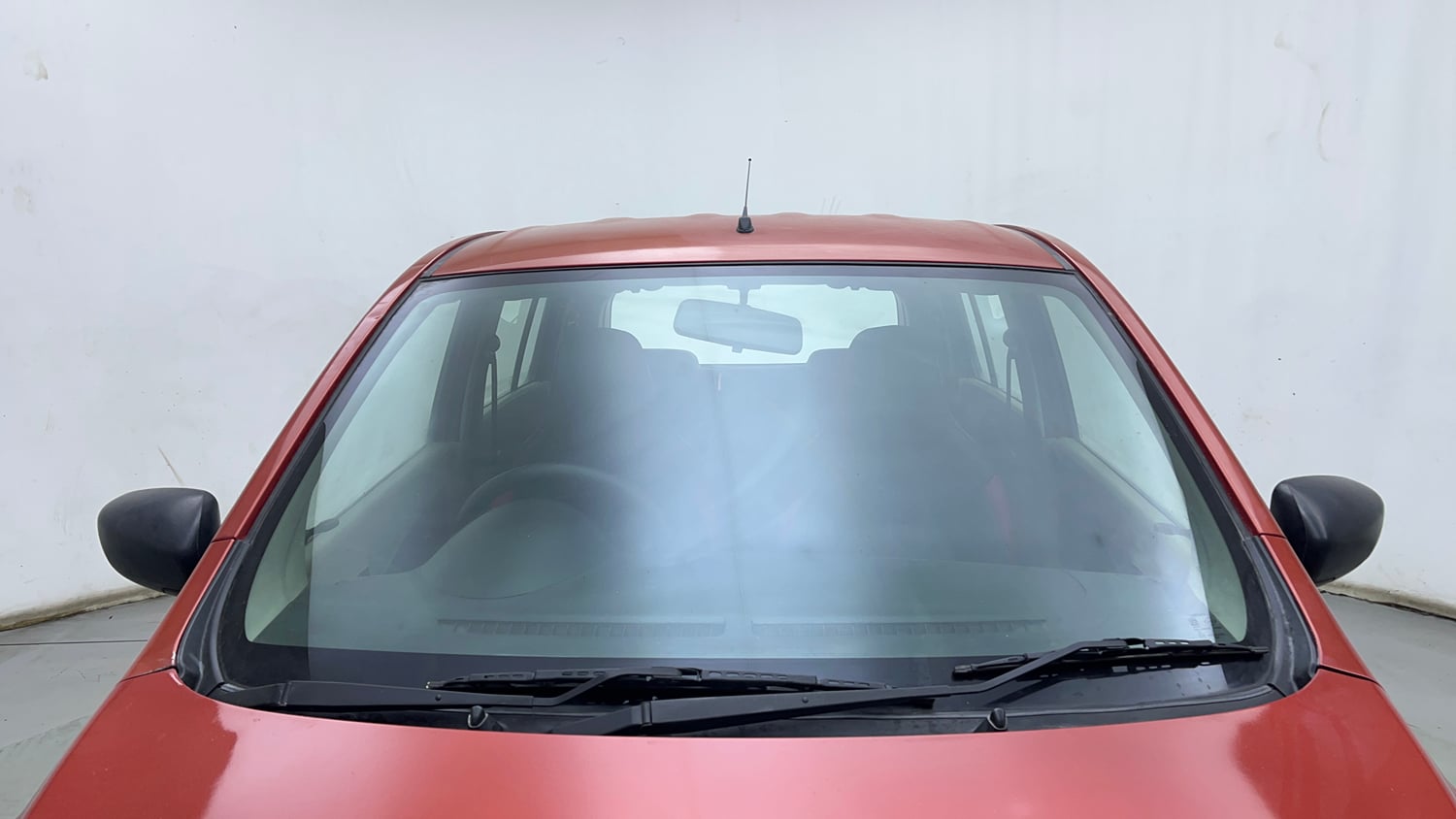 Used 2014 Maruti Suzuki Celerio VXi Petrol Manual exterior FRONT WINDSHIELD VIEW