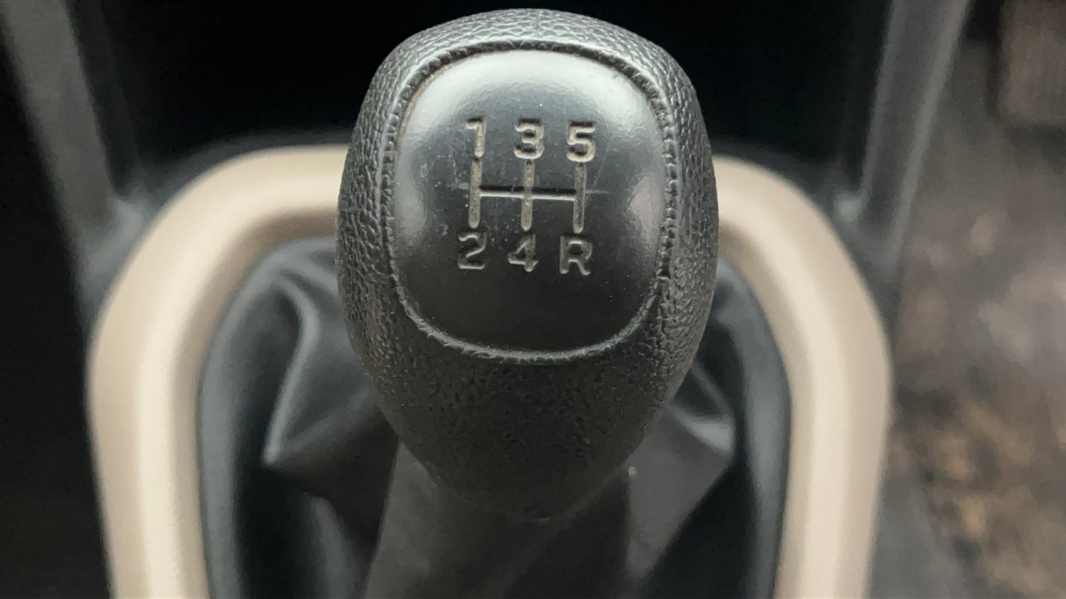Used 2018 Hyundai Grand i10 Magna 1.2 Kappa VTVT Petrol Manual interior GEAR  KNOB VIEW