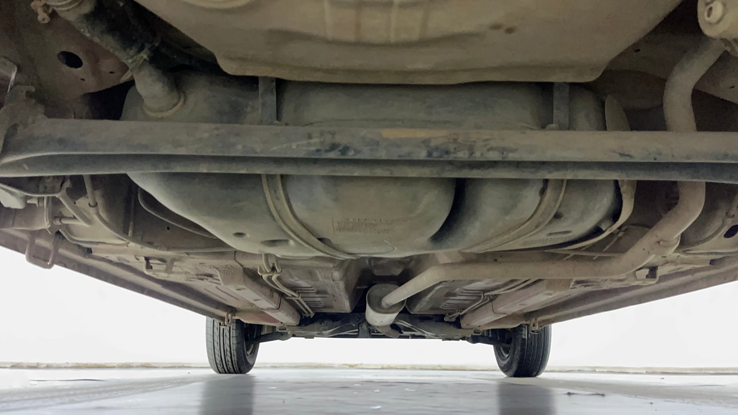 Used 2014 Maruti Suzuki Celerio VXi Petrol Manual extra REAR UNDERBODY VIEW (TAKEN FROM REAR)
