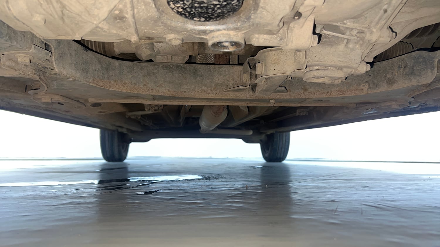 Used 2022 Renault Triber RXZ Petrol Manual extra FRONT LEFT UNDERBODY VIEW