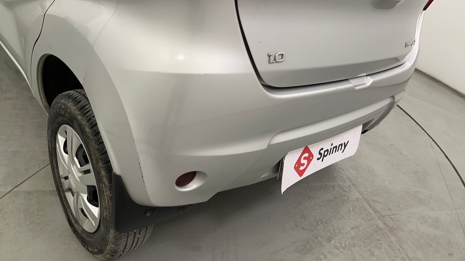 Used 2019 Datsun Redi-GO S 1.0 Petrol Manual dents MINOR SCRATCH