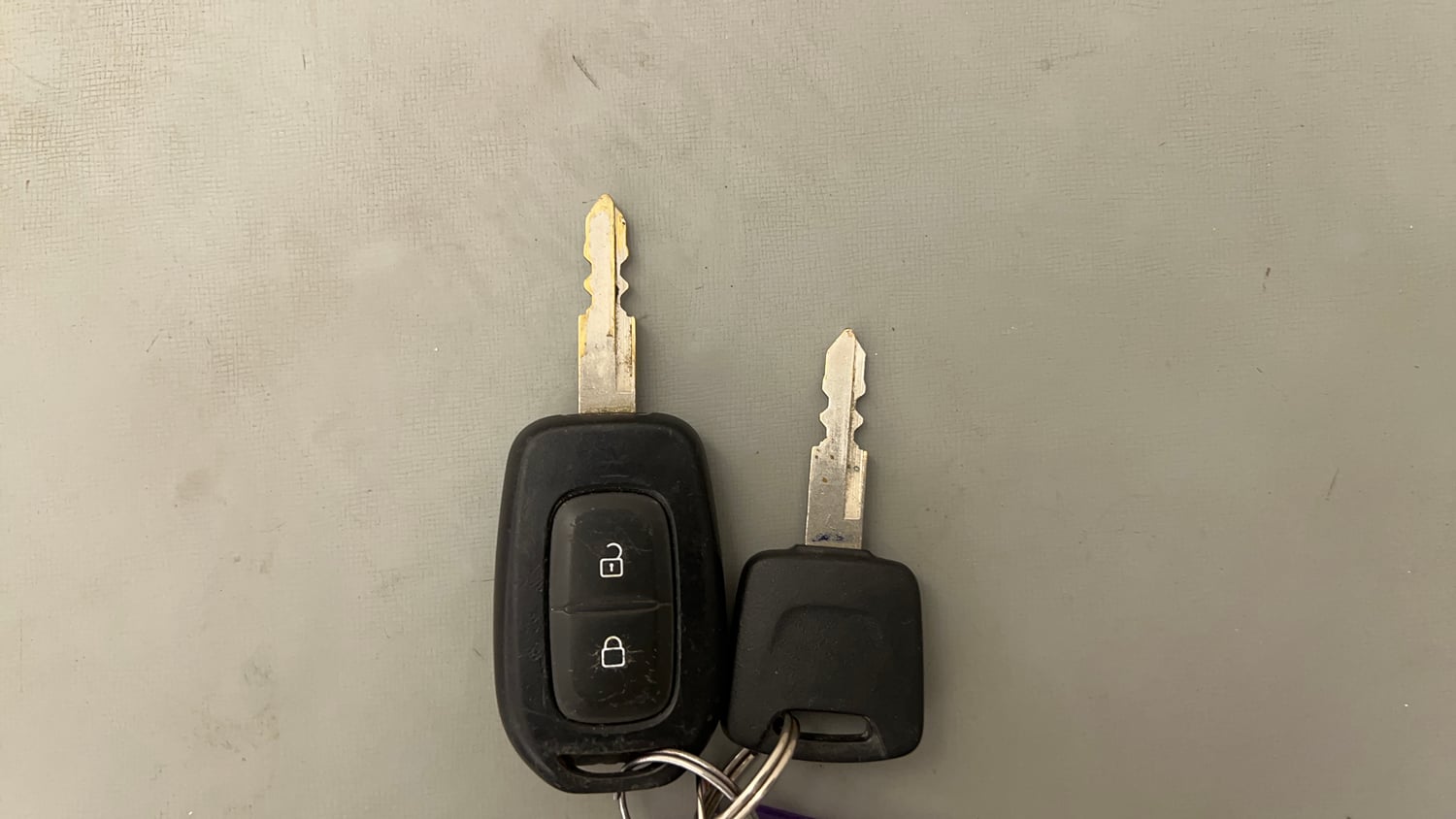 Used 2019 Datsun Redi-GO S 1.0 Petrol Manual extra CAR KEY VIEW