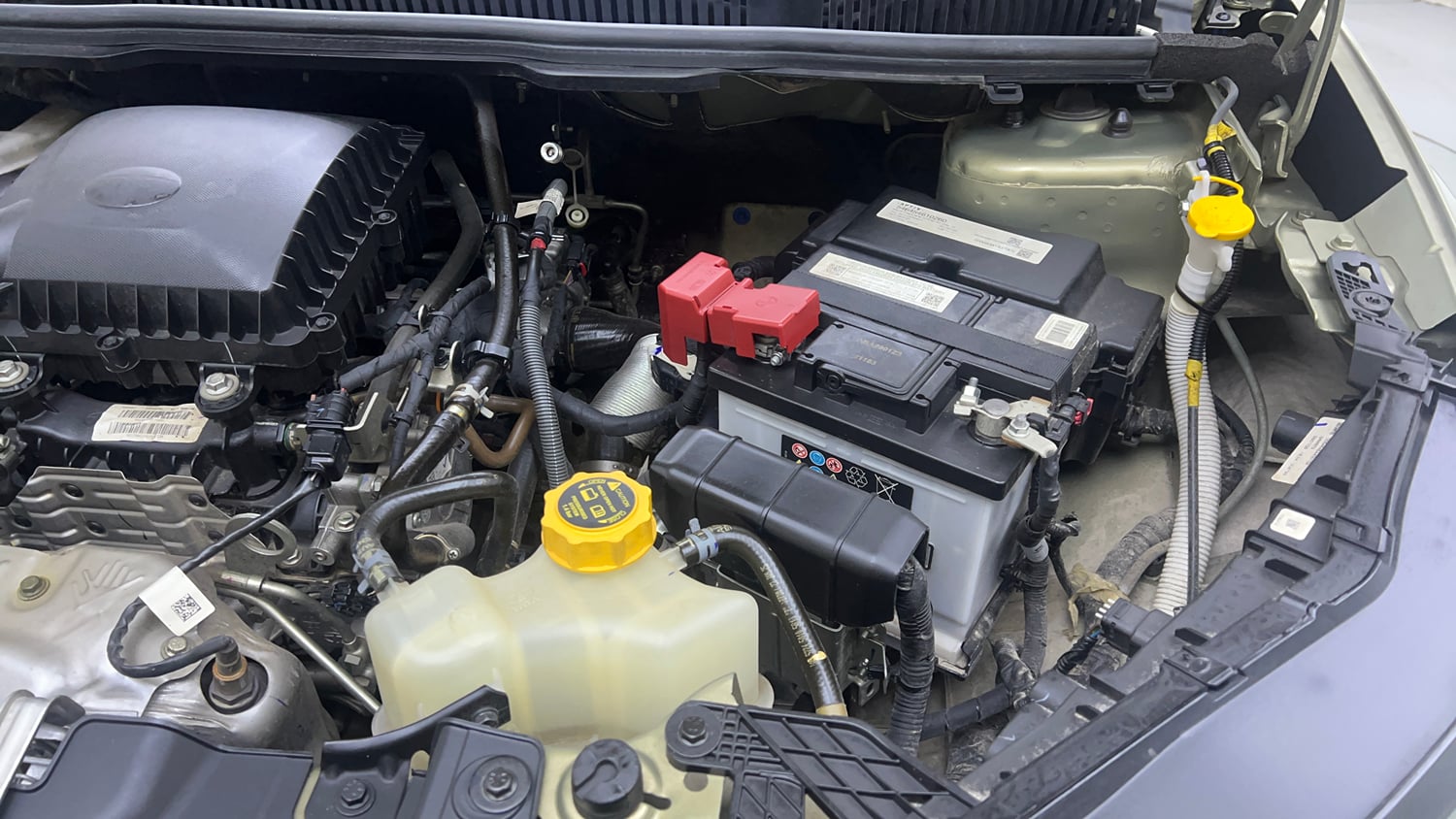 Used 2025 Tata Nexon Creative 1.2 Revotron Petrol 6MT Petrol Manual engine ENGINE LEFT SIDE VIEW
