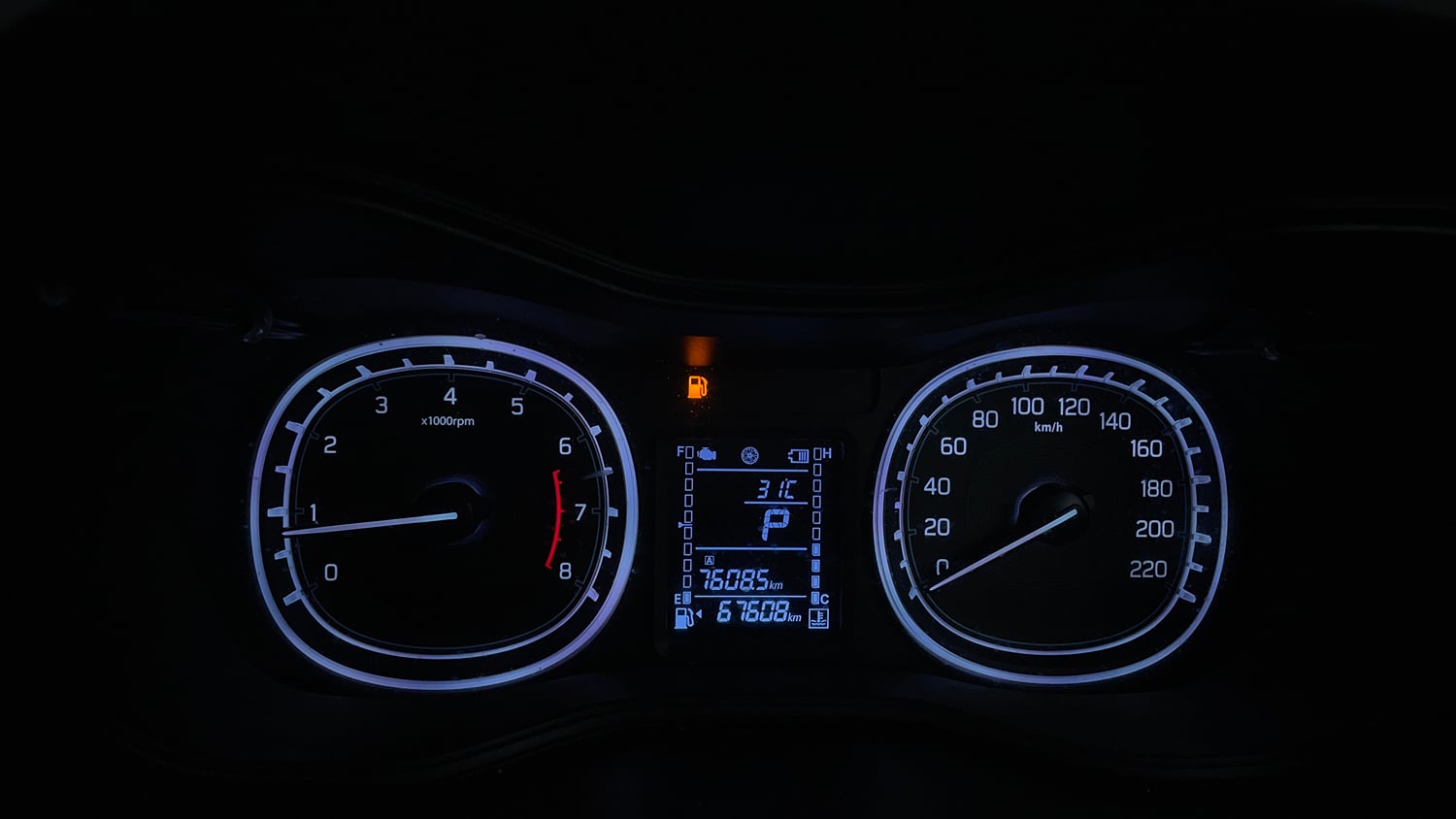 Used 2022 Toyota Urban Cruiser High Grade AT Petrol Automatic interior CLUSTERMETER VIEW
