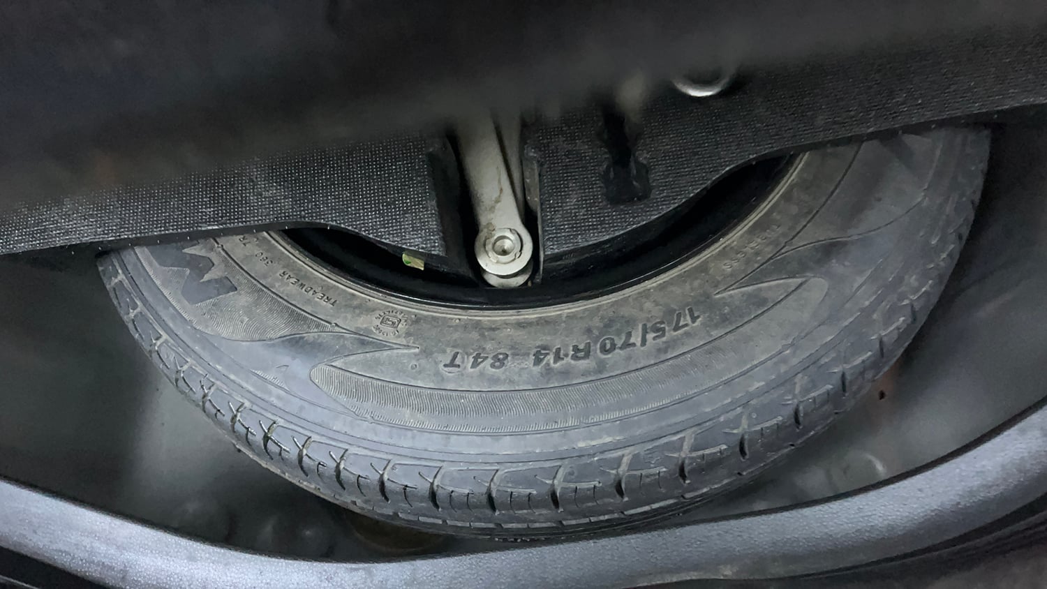 Used 2017 Honda Jazz V Petrol Petrol Manual tyres SPARE TYRE VIEW