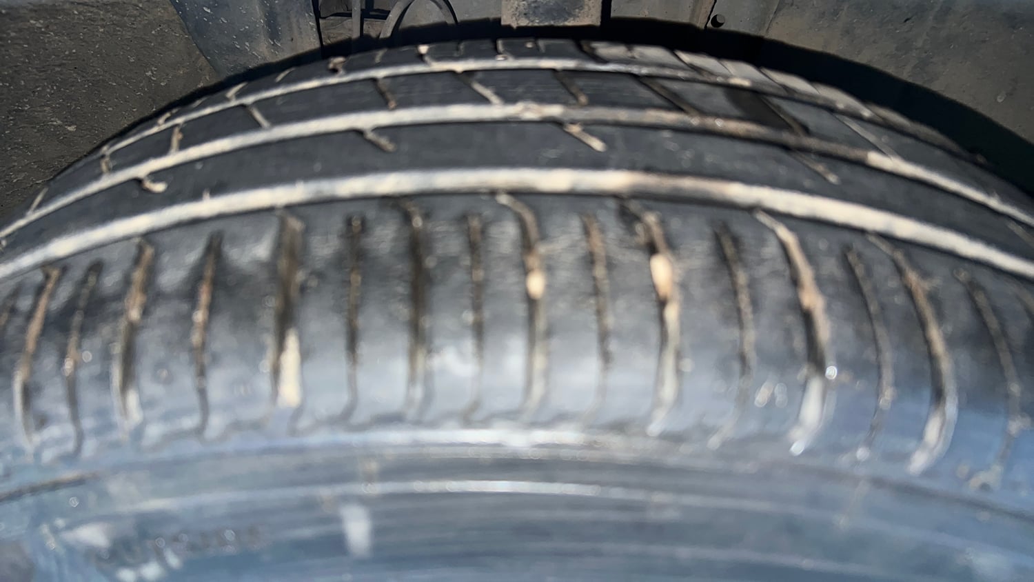 Used 2022 Renault Triber RXZ Petrol Manual tyres RIGHT FRONT TYRE TREAD VIEW