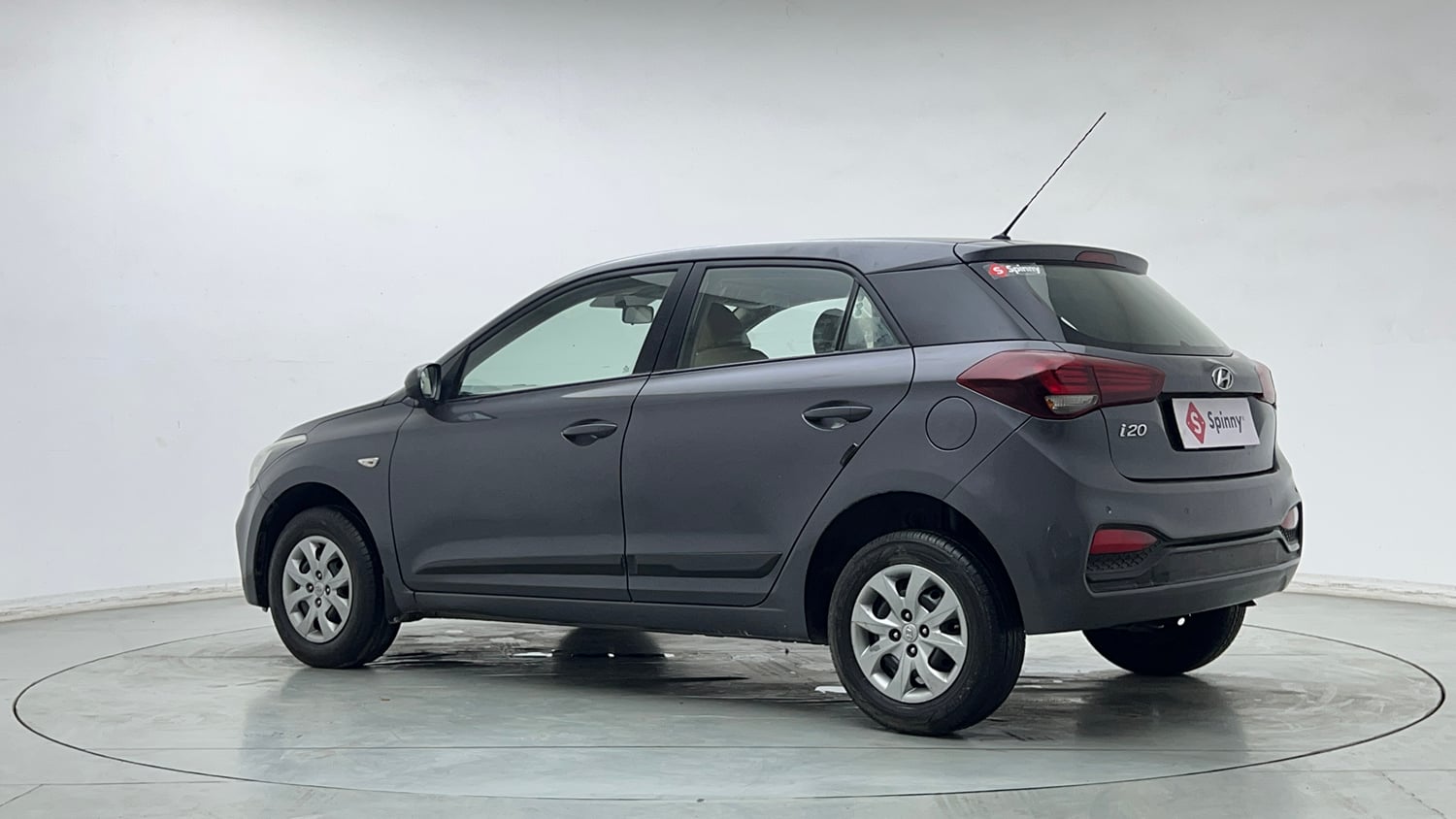 Used 2020 Hyundai Elite i20 Magna Plus 1.2 Petrol Manual exterior LEFT REAR CORNER VIEW