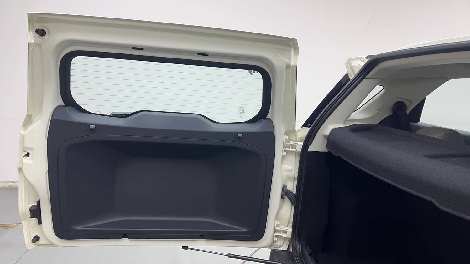 Used 2021 Ford EcoSport Titanium Plus 1.5L Ti-VCT AT Petrol Automatic interior DICKY DOOR OPEN VIEW