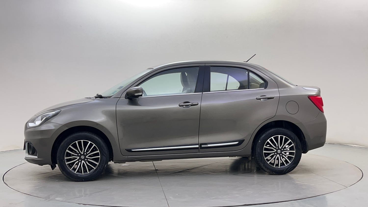 Used 2022 Maruti Suzuki Dzire ZXi Plus AGS Petrol Automatic exterior LEFT SIDE VIEW