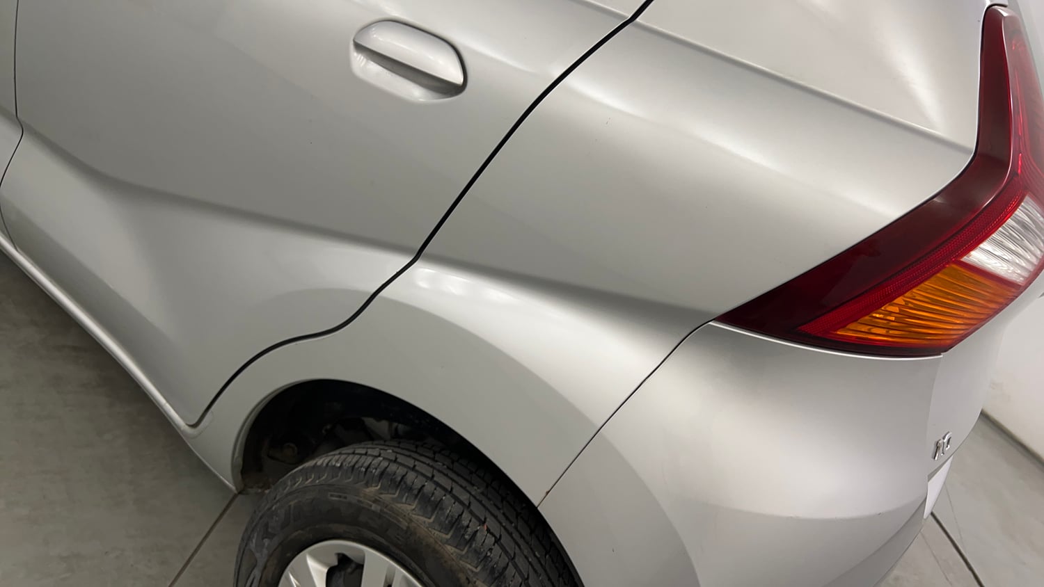 Used 2019 Datsun Redi-GO S 1.0 Petrol Manual dents MINOR SCRATCH