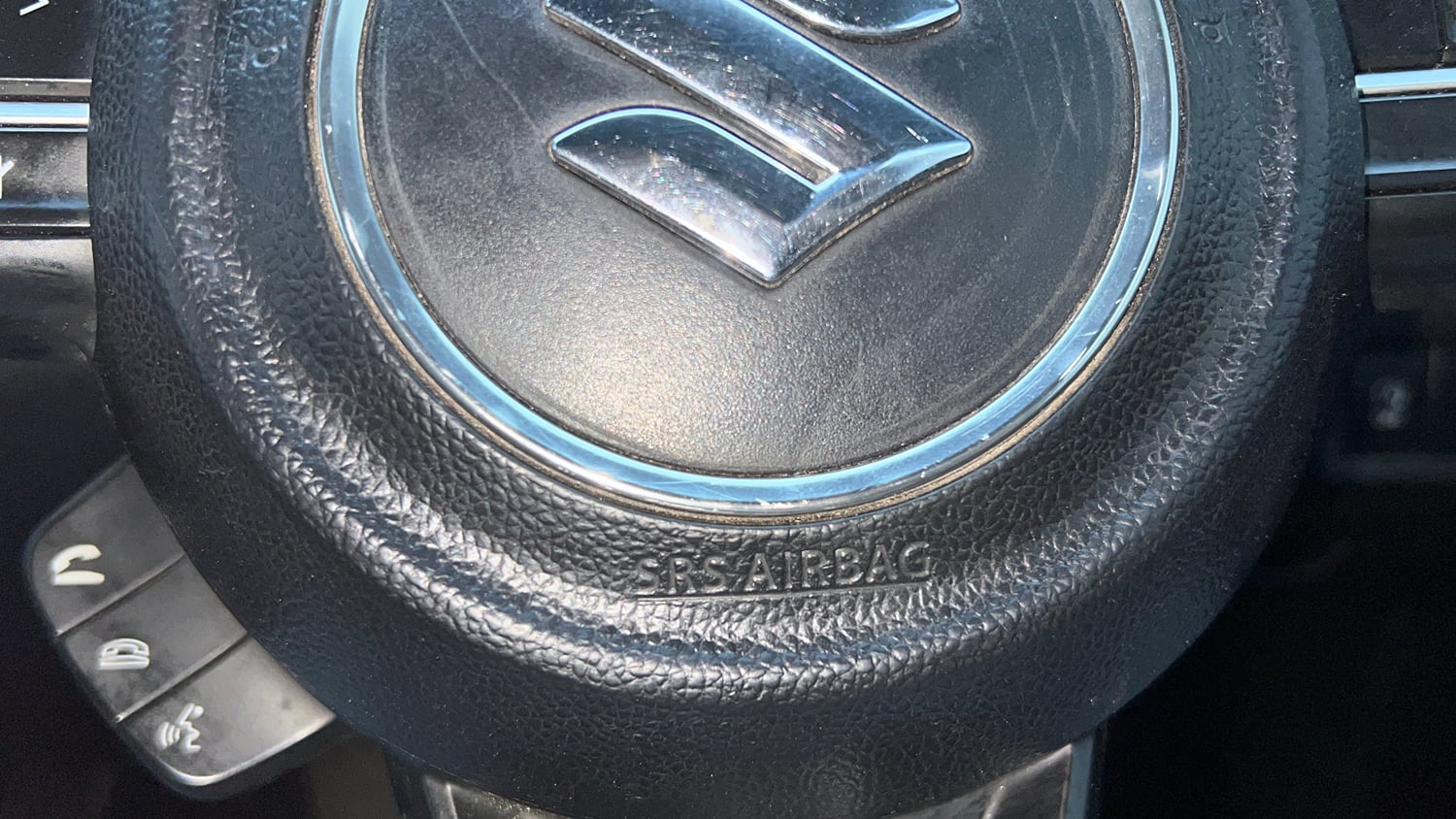 Used 2023 Maruti Suzuki XL6 Zeta AT Petrol Petrol Automatic top_features Airbags
