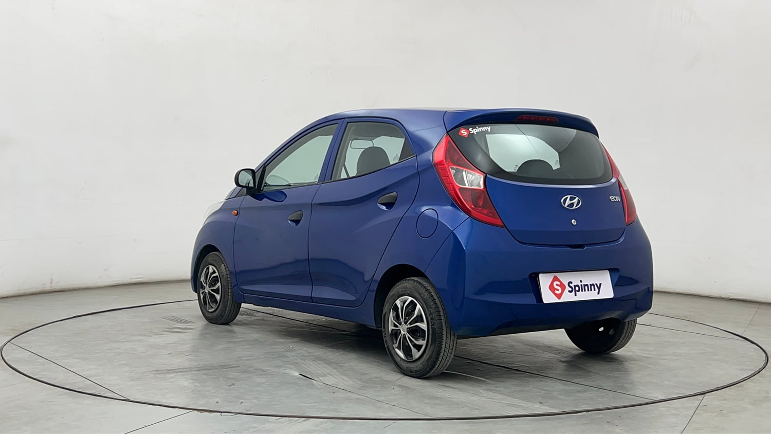 Used 2016 Hyundai Eon Era + AirBag Petrol Manual exterior LEFT REAR CORNER VIEW