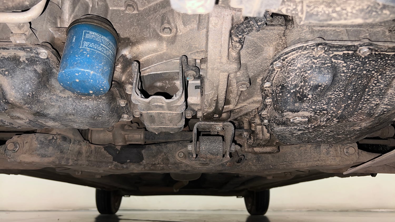 Used 2013 Hyundai Grand i10 Asta AT 1.2 Kappa VTVT Petrol Automatic extra FRONT LEFT UNDERBODY VIEW