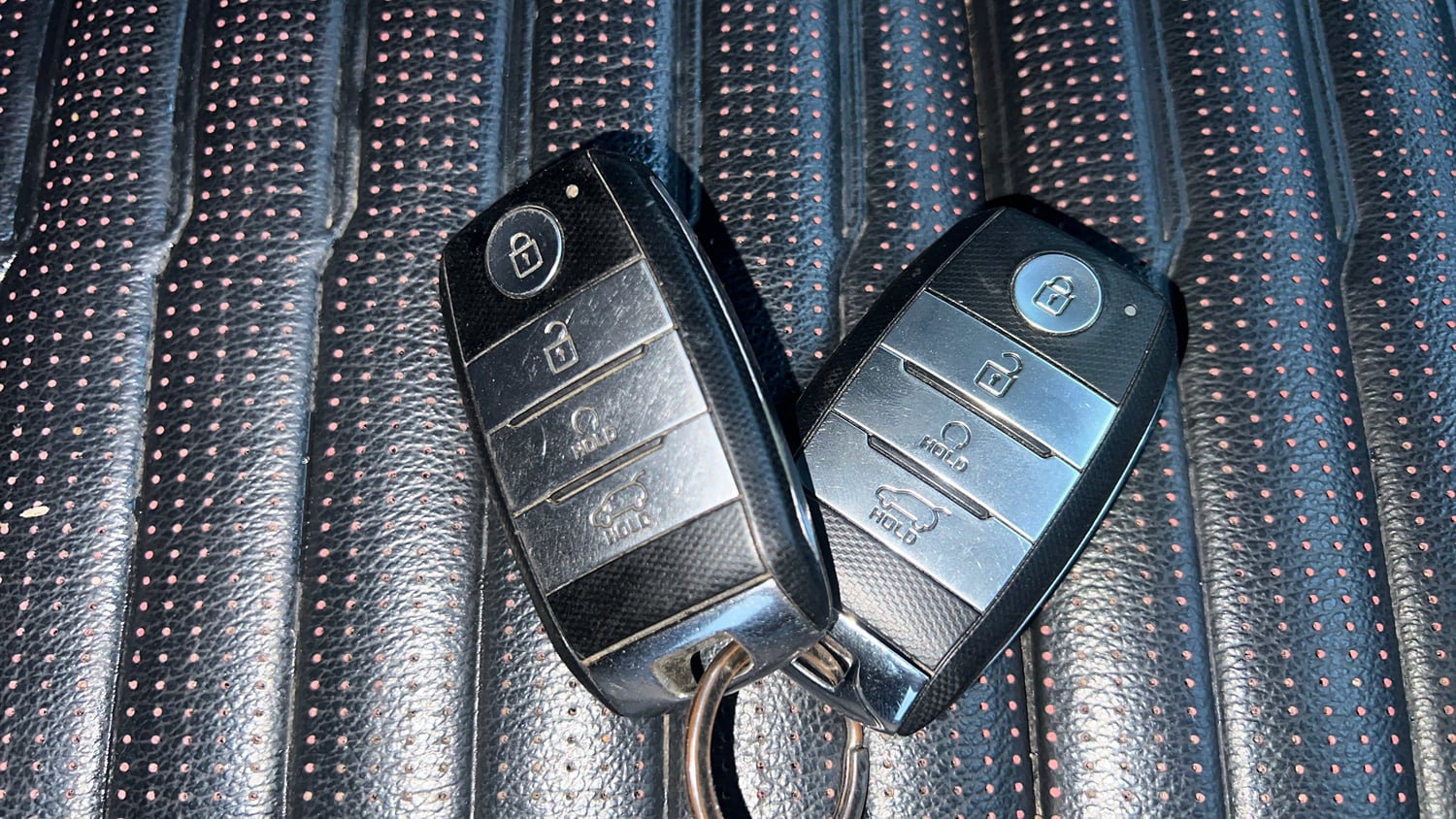 Used 2020 Kia Sonet GTX Plus 1.5 AT Diesel Automatic extra CAR KEY VIEW