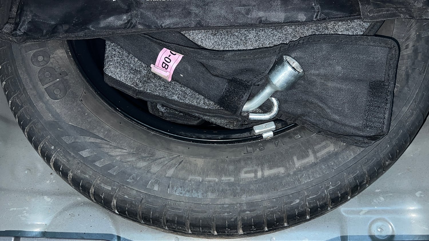 Used 2022 Hyundai Grand i10 Nios Sportz 1.2 Kappa VTVT CNG Cng Manual tyres SPARE TYRE VIEW