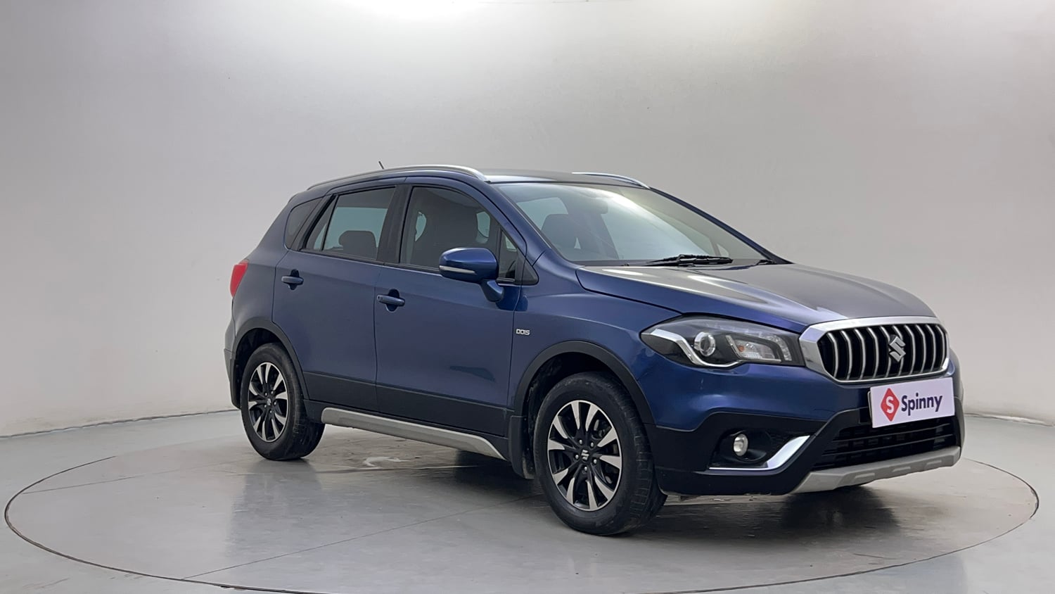 Used 2018 Maruti Suzuki S-Cross Alpha 1.3 Diesel Manual exterior RIGHT FRONT CORNER VIEW