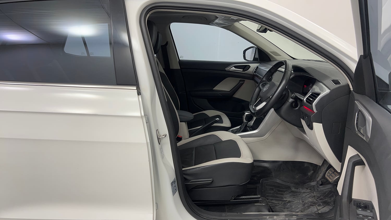 Used 2023 Volkswagen Taigun GT Plus 1.5 TSI DSG Petrol Automatic interior RIGHT SIDE FRONT DOOR CABIN VIEW