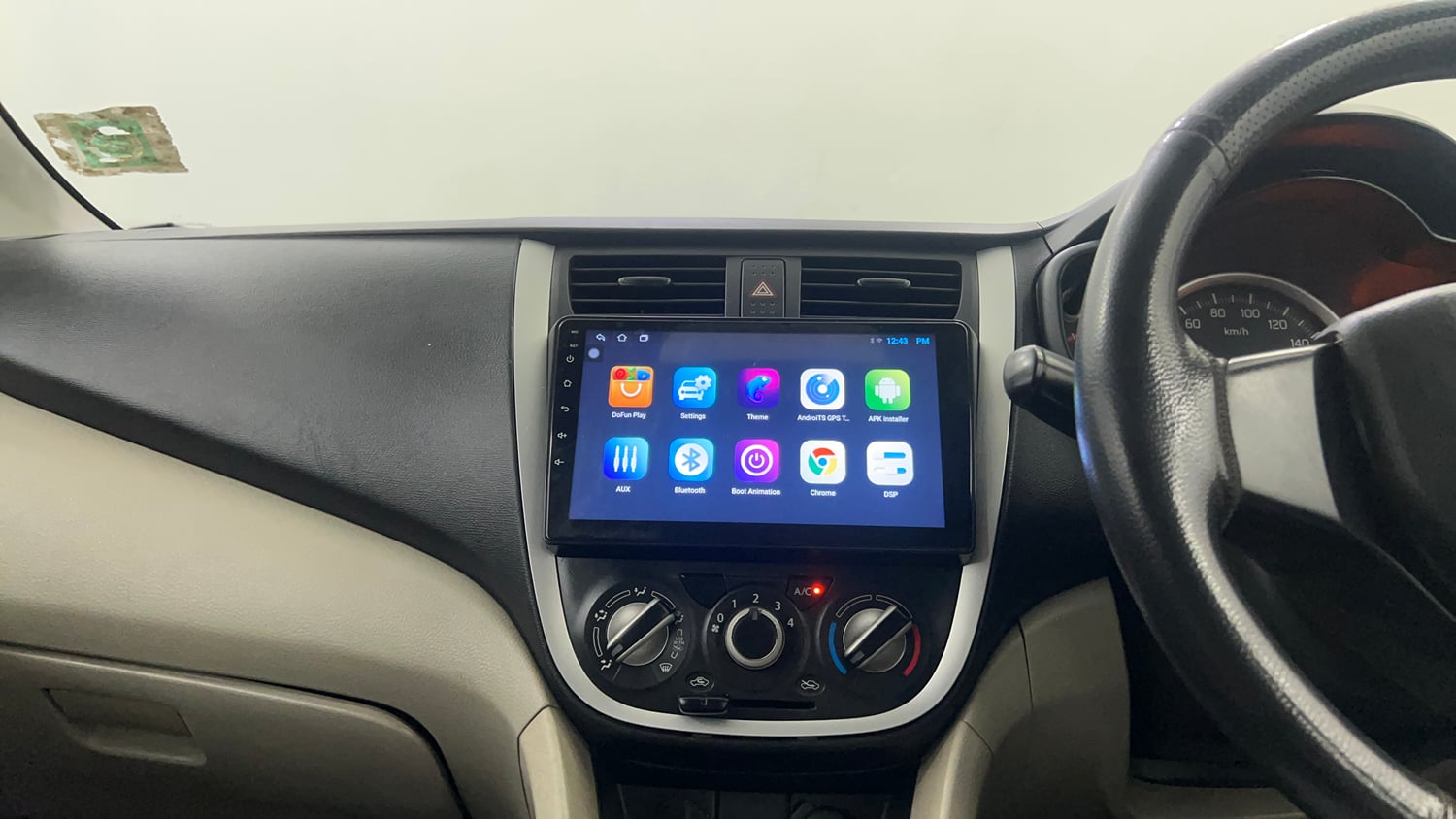 Used 2014 Maruti Suzuki Celerio VXi AMT Petrol Automatic interior MUSIC SYSTEM & AC CONTROL VIEW