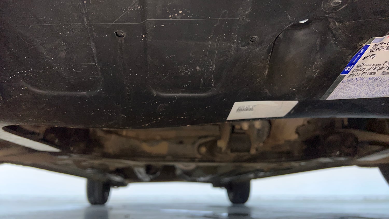 Used 2020 Hyundai Elite i20 Magna Plus 1.2 Petrol Manual extra FRONT LEFT UNDERBODY VIEW