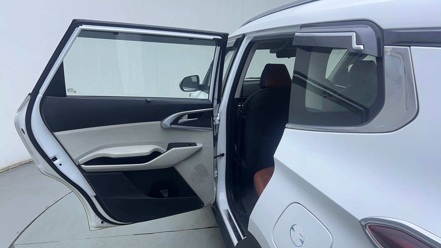 Used 2022 Kia Carens Prestige Plus 1.4 Petrol MT 7 STR Petrol Manual interior LEFT REAR DOOR OPEN VIEW
