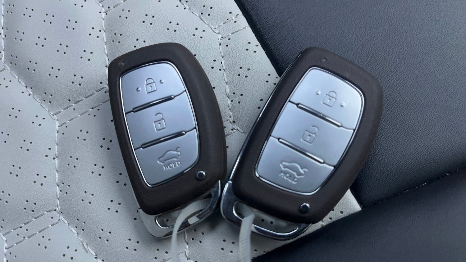 Used 2024 Hyundai Exter SX (O) 1.2 AMT Petrol Automatic extra CAR KEY VIEW