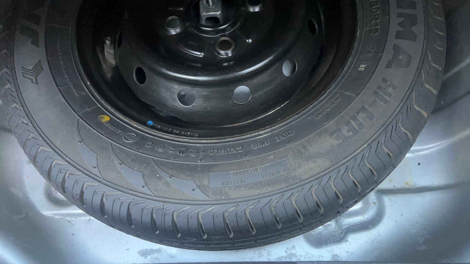 Used 2014 Maruti Suzuki Alto 800 Lxi Petrol Manual tyres SPARE TYRE VIEW