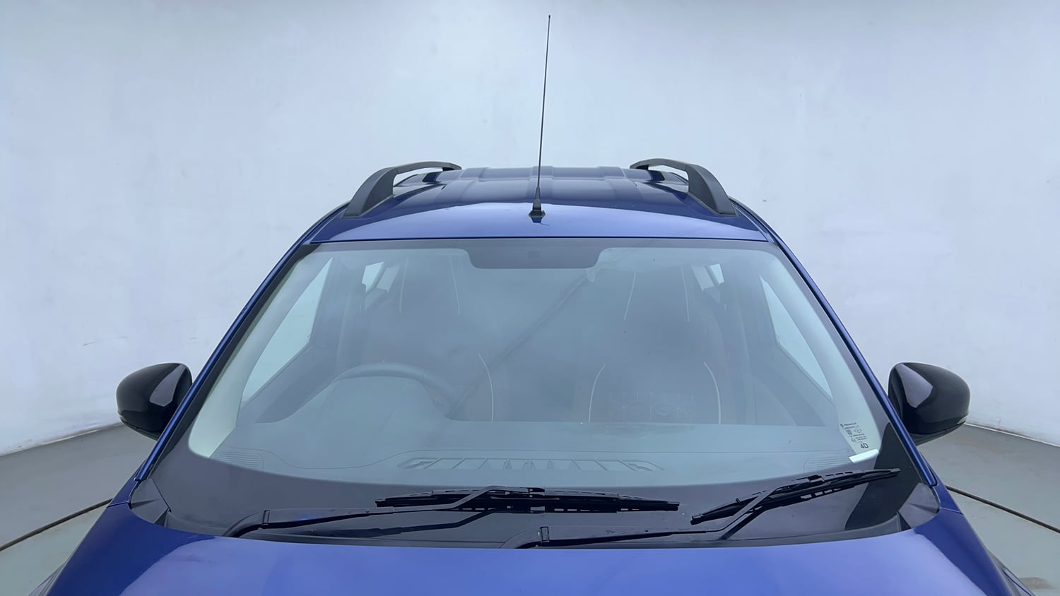 Used 2022 Renault Triber RXZ Petrol Manual exterior FRONT WINDSHIELD VIEW