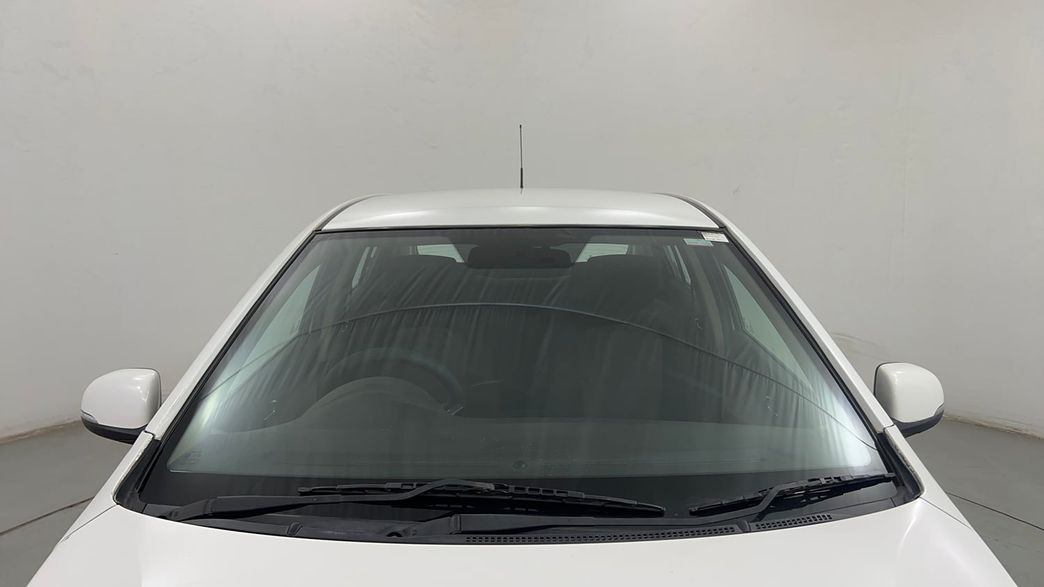 Used 2012 Hyundai i20 Sportz 1.2 Petrol Manual exterior FRONT WINDSHIELD VIEW