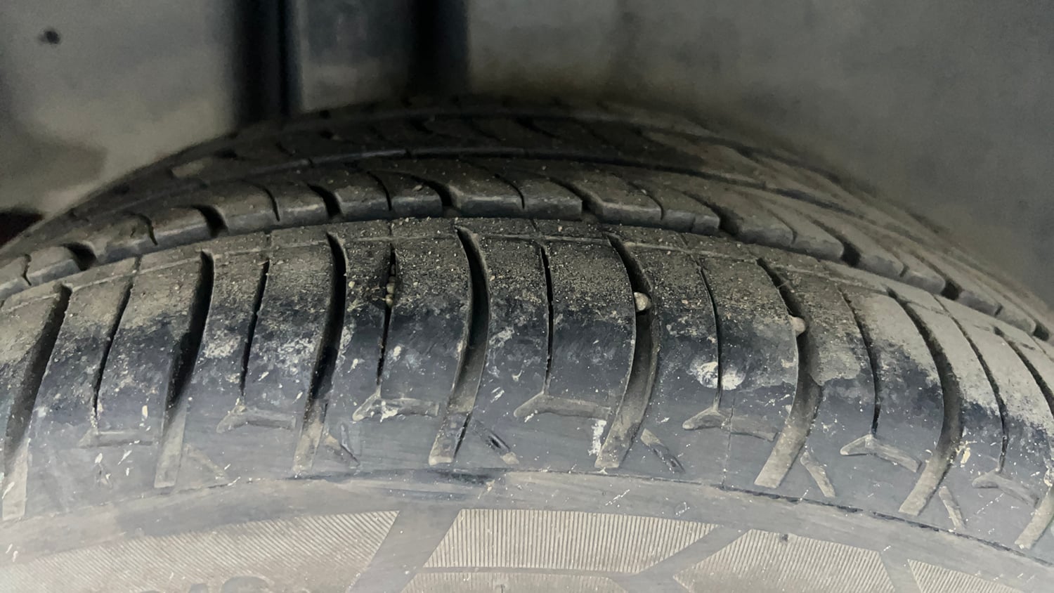 Used 2018 Maruti Suzuki Ciaz Alpha 1.4 MT Petrol Manual tyres RIGHT REAR TYRE TREAD VIEW